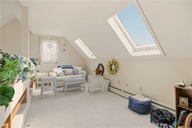 23 Indian Hill Circle, Middletown, RI 02842