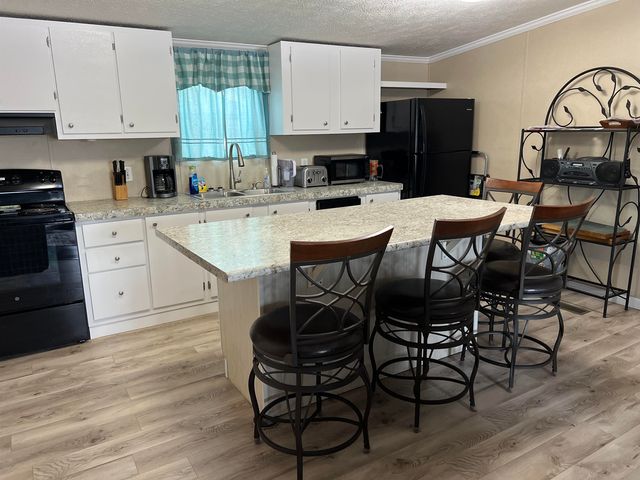 1617 Crystal Lake Dr., Surfside Beach, SC 29575