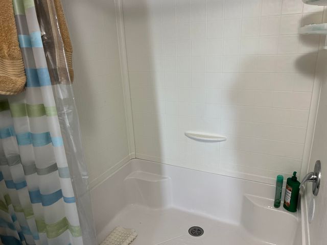 1617 Crystal Lake Dr., Surfside Beach, SC 29575