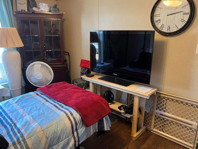 1617 Crystal Lake Dr., Surfside Beach, SC 29575