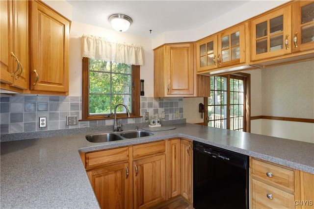 103 Homewood Drive, Manlius, NY 13066