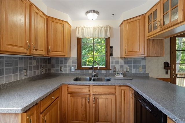 103 Homewood Drive, Manlius, NY 13066