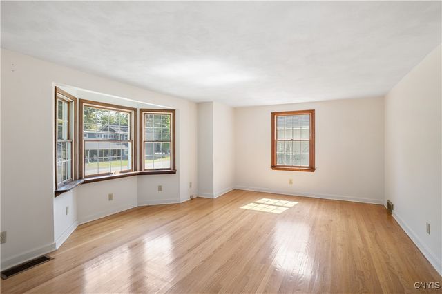 103 Homewood Drive, Manlius, NY 13066