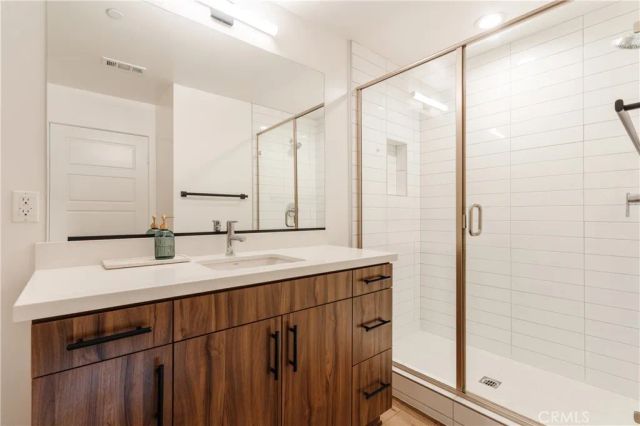5623 N Bella Blanco, North Hollywood, CA 91601