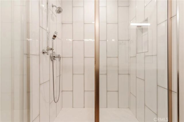 5623 N Bella Blanco, North Hollywood, CA 91601