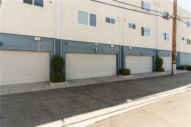 5623 N Bella Blanco, North Hollywood, CA 91601
