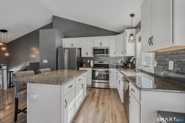 52 Carol Drive, Montville, CT 06382