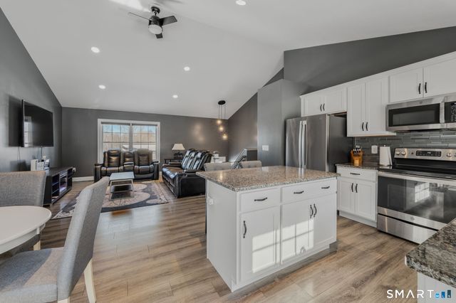 52 Carol Drive, Montville, CT 06382