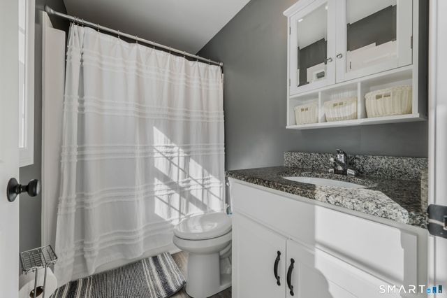 52 Carol Drive, Montville, CT 06382