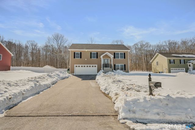 52 Carol Drive, Montville, CT 06382
