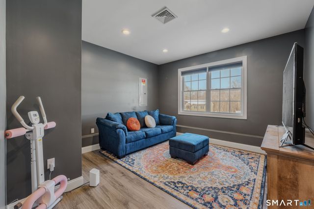 52 Carol Drive, Montville, CT 06382