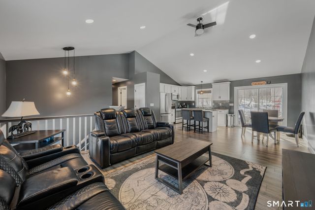 52 Carol Drive, Montville, CT 06382