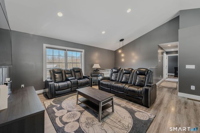 52 Carol Drive, Montville, CT 06382