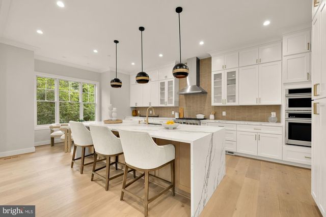 5134 NEWPORT AVE, Bethesda, MD 20816