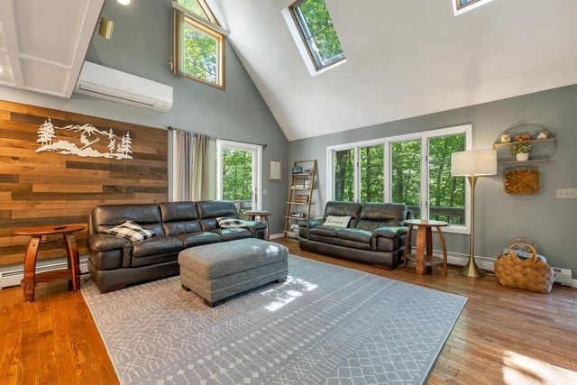 5 Holiday Ridge Road, Bartlett, NH 03812