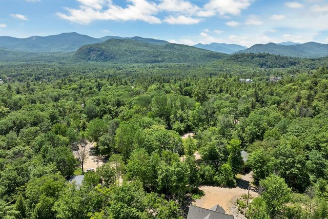 5 Holiday Ridge Road, Bartlett, NH 03812