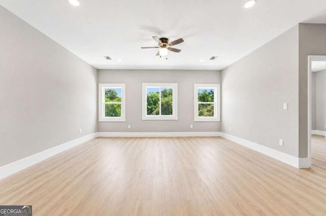 305 Fairburn Road NW, Atlanta, GA 30331