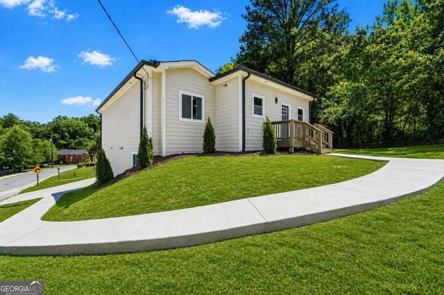 305 Fairburn Road NW, Atlanta, GA 30331