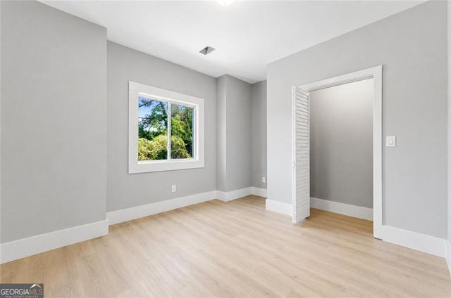 305 Fairburn Road NW, Atlanta, GA 30331