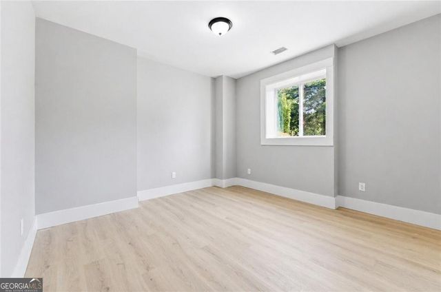 305 Fairburn Road NW, Atlanta, GA 30331