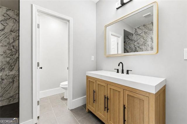 305 Fairburn Road NW, Atlanta, GA 30331
