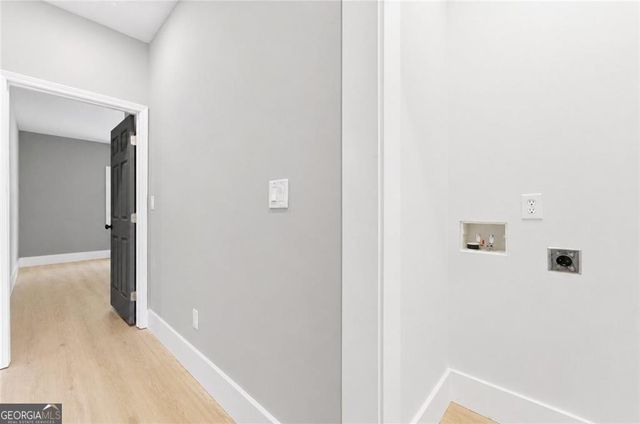 305 Fairburn Road NW, Atlanta, GA 30331