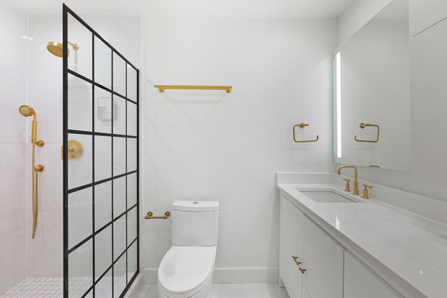 105 Yarrow Court, Rolling Meadows, IL 60008