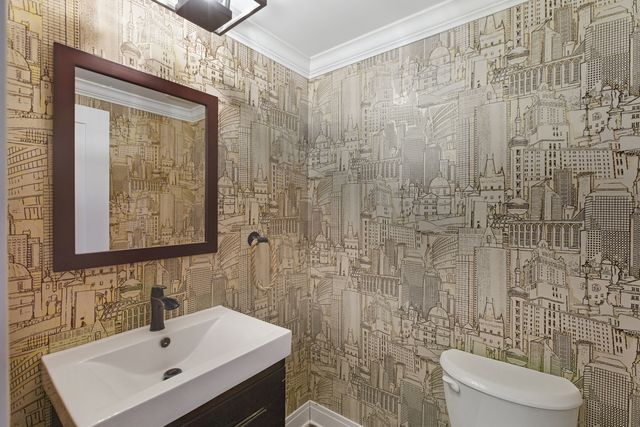 105 Yarrow Court, Rolling Meadows, IL 60008