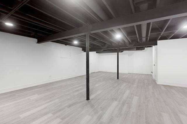 105 Yarrow Court, Rolling Meadows, IL 60008