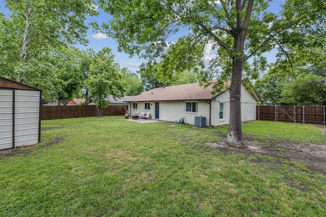 434 Jamestown Drive, Garland, TX 75043