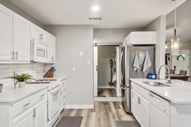 434 Jamestown Drive, Garland, TX 75043