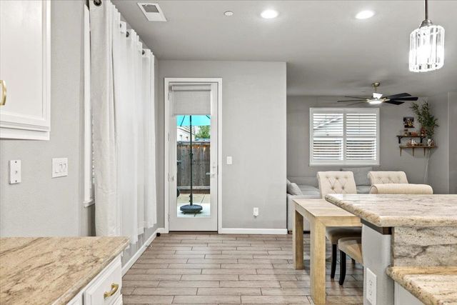 116 Crystalwood Way, Lincoln, CA 95648