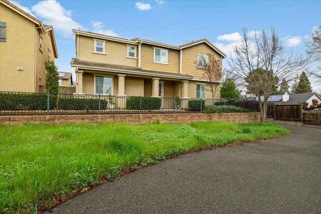 116 Crystalwood Way, Lincoln, CA 95648