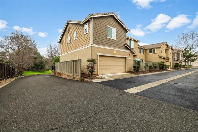 116 Crystalwood Way, Lincoln, CA 95648