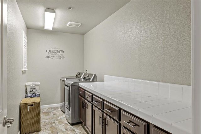 116 Crystalwood Way, Lincoln, CA 95648