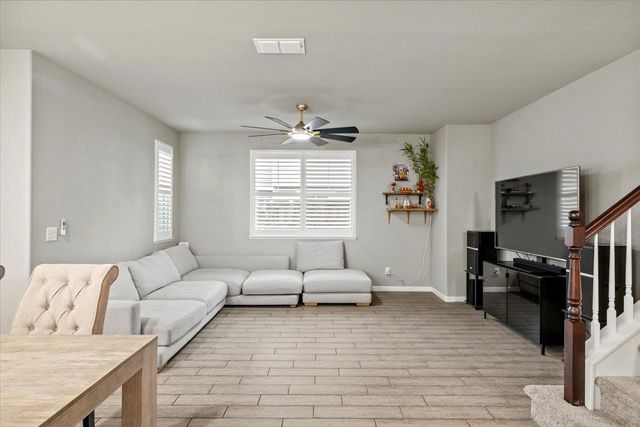 116 Crystalwood Way, Lincoln, CA 95648