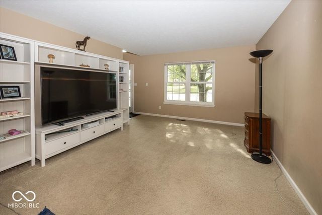 10360 Sand Creek Boulevard, Fishers, IN 46037