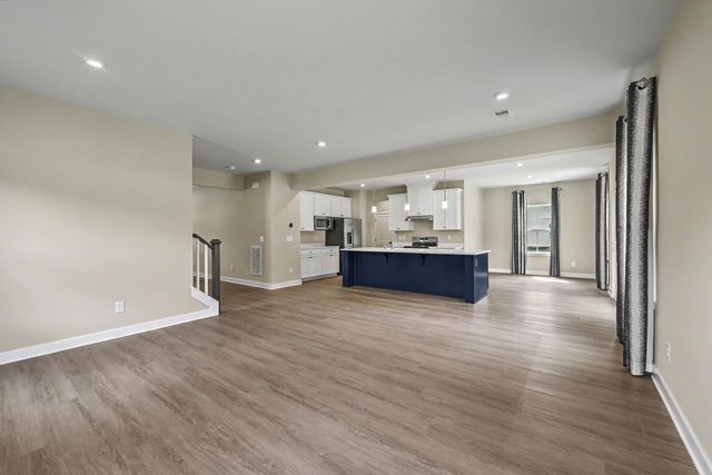 1018 Lacebark Drive, Ridgeville, SC 29472