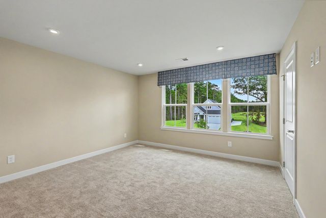 1018 Lacebark Drive, Ridgeville, SC 29472