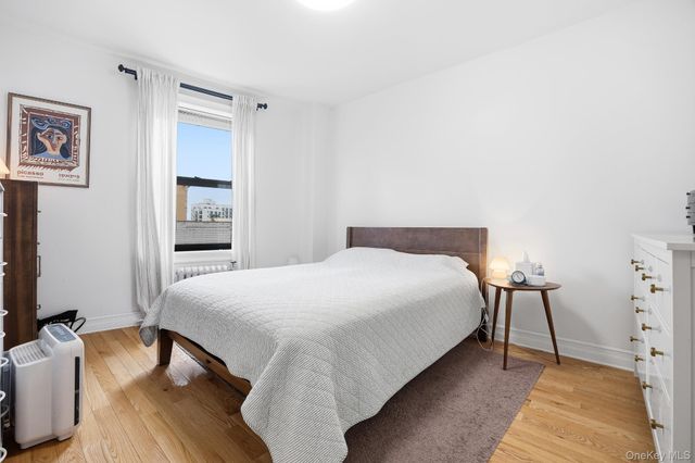 148-09 Northern Boulevard 3B, Flushing, NY 11354