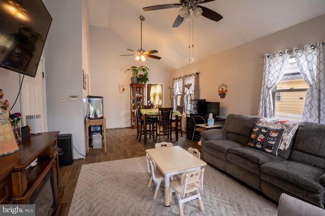 708 S MYRTLE ST, Vineland, NJ 08360