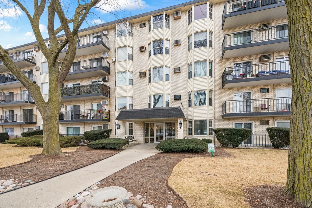5506 Lincoln Avenue 122, Morton Grove, IL 60053
