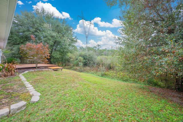 217 Lustan Drive, Crestview, FL 32536