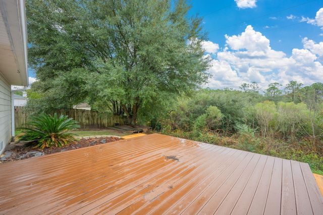 217 Lustan Drive, Crestview, FL 32536