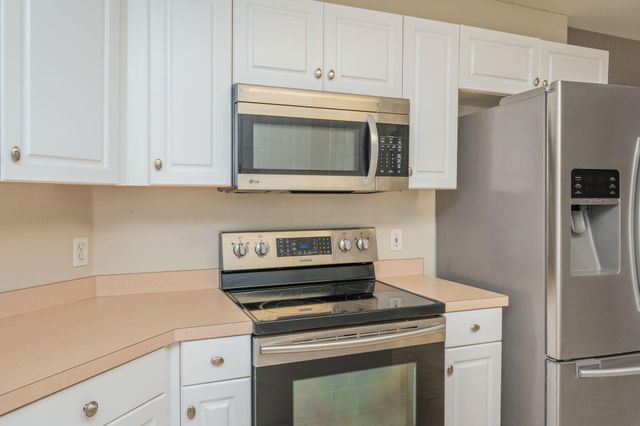 217 Lustan Drive, Crestview, FL 32536