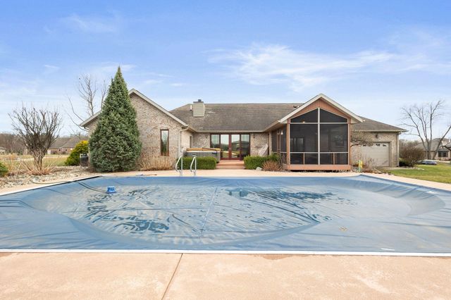 2776 W Hogan Avenue, La Porte, IN 46350