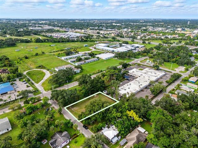 1216 6TH STREET E, Bradenton, FL 34208
