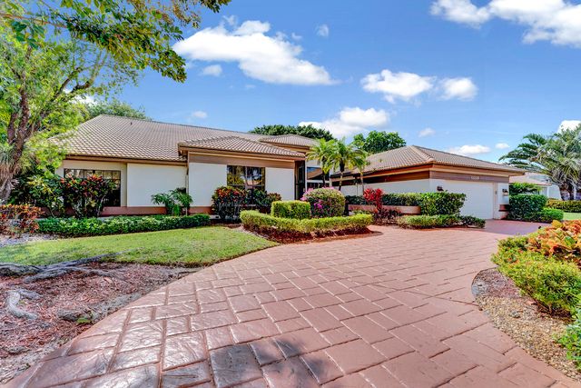 11229 Boca Woods Lane, Boca Raton, FL 33428