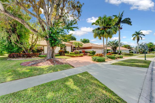 11229 Boca Woods Lane, Boca Raton, FL 33428