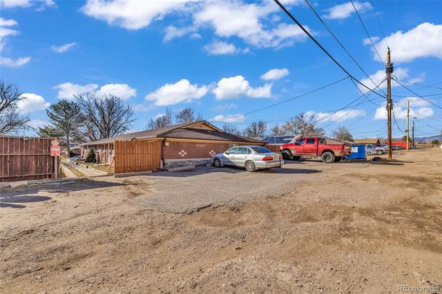 10331 W 59th Avenue, Arvada, CO 80004